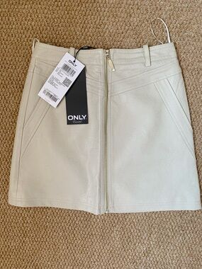 ONLY Cream Faux Leather A-Line Mini Skirt XS NWT